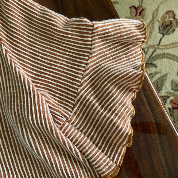 NWOT Gyft Women's Tie Front Striped Blouse Size Small - Picture 7 of 12